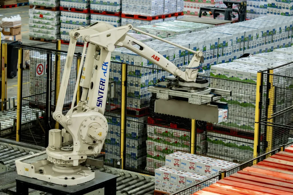 Robot paletizador de cajas de leche